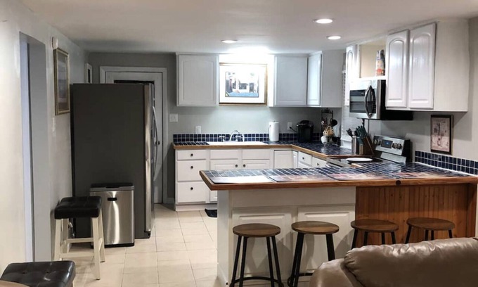 Northeast Virginia Beach House | Virginia Beach VRBO