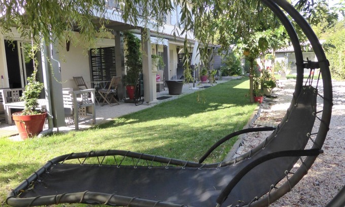Latresne Apartment | Visit Bordeaux and the surrounding region in a bucolic setting