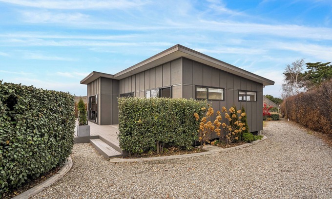 Bannockburn House | Vista Haven - Bannockburn Holiday Home