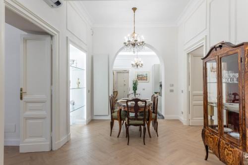 Rione VI Parione Apartment | Vista su Campo de Fiori