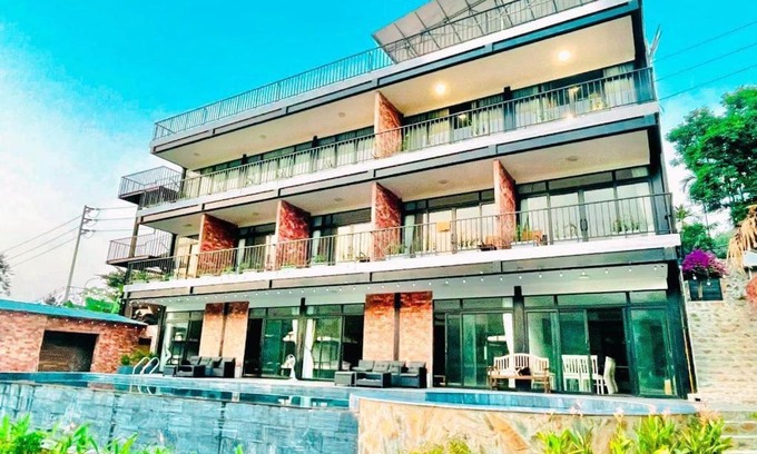Quoc Oai House | Vivian's Garden Homestay - Pickle ball