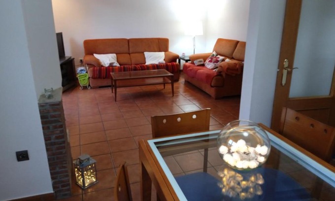 Carcedo de Burgos House | Vivienda adosada , con merendero en Carcedo