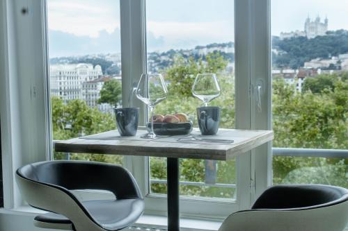 Moliere - Edgard Quinet Apartment | Vue exceptionnelle, Baignoire balnéo, Parking&Clim