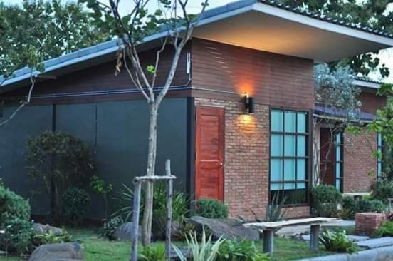 Buriram Province Resort | Vwara Resort
