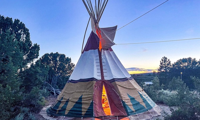 Monticello Apartment | W-W: Authentic Tipi with Great Views!