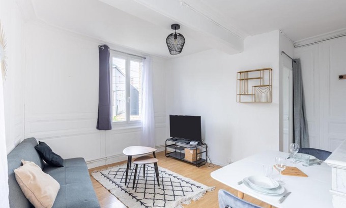 Darnetal Apartment | Waddington 101