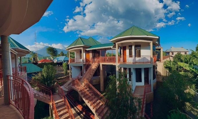 Arusha Hotel | Wademac Arusha Inn Hotel