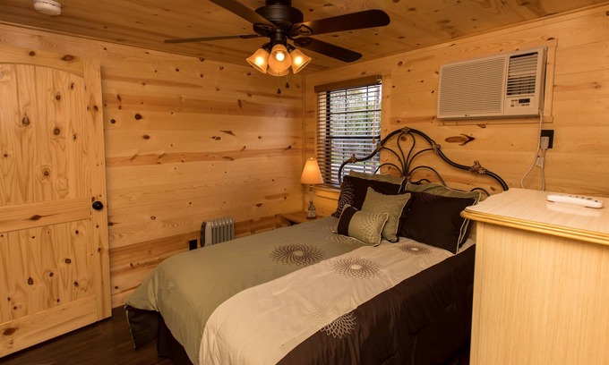 Clifton Cabin | WAE Outdoors Cabin # 4 Log Cabin