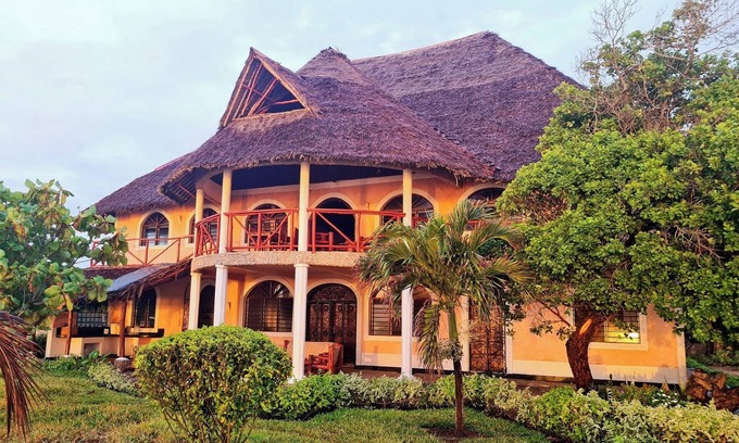 Shimoni Villa | Wagawimbi Villa 560 m2, Breathtaking View of the Indian Ocean, Kenya