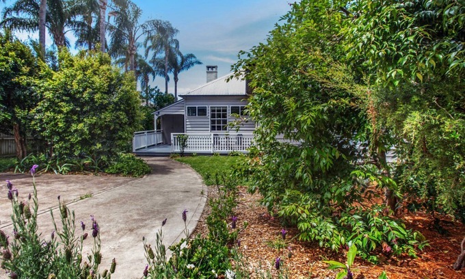 Pretty Beach Central Coast House | 'Wagstaffe Cottage' by Accom Holidays