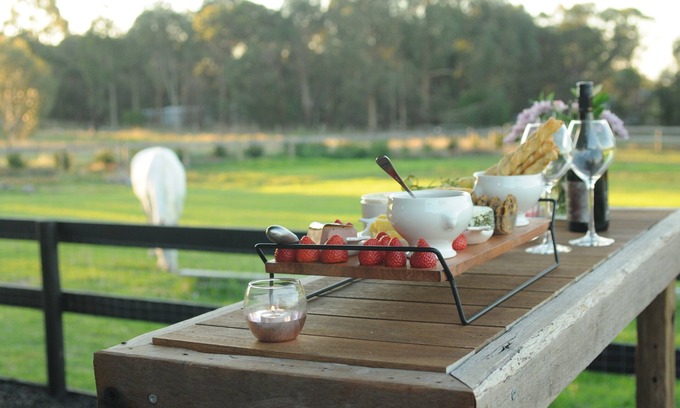 Longford Ski Chalet | "Wagtail Nest"- Country Charm, Relaxing Retreat!
