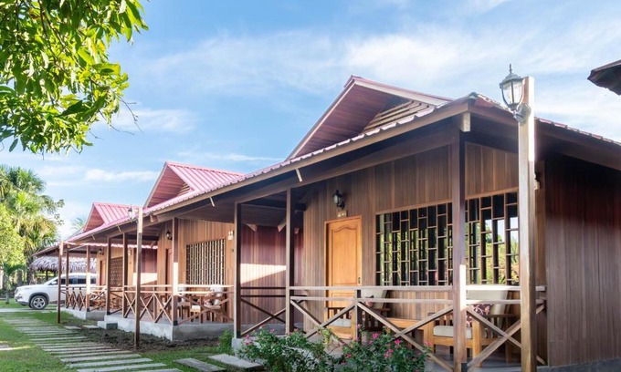 Yarinacocha Hotel | WAKAYA ECOLODGE