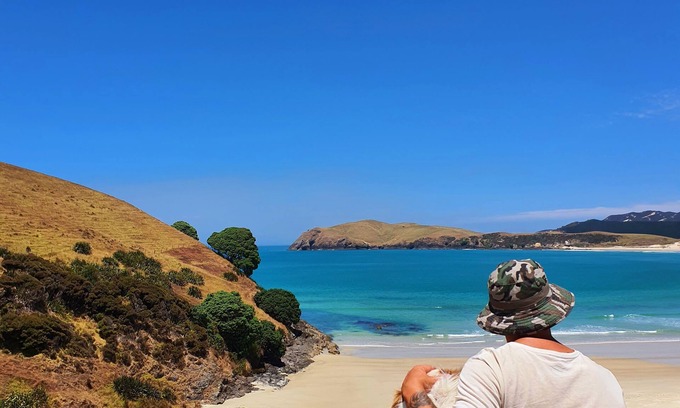 Houhora Cabin | Wake to the sound of the beach! 5min walk to the water