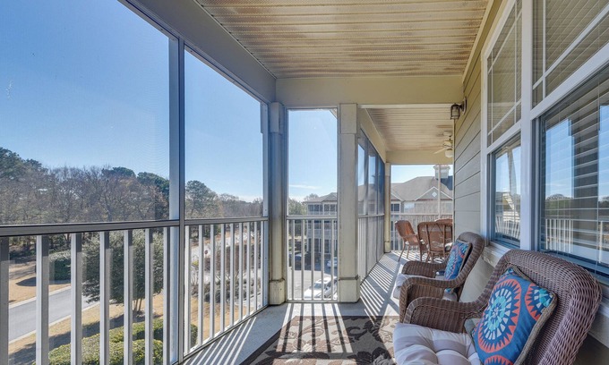 Calabash Condo | Walk to Crow Creek Golf Club: Condo w/Pool!