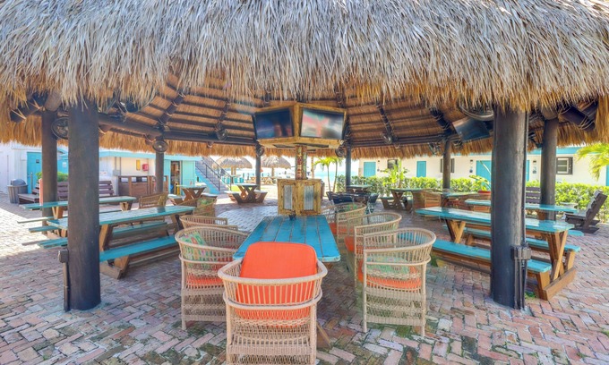 Layton Cottage | Walk to Pool & Beach: Cozy Florida Keys Cottage!