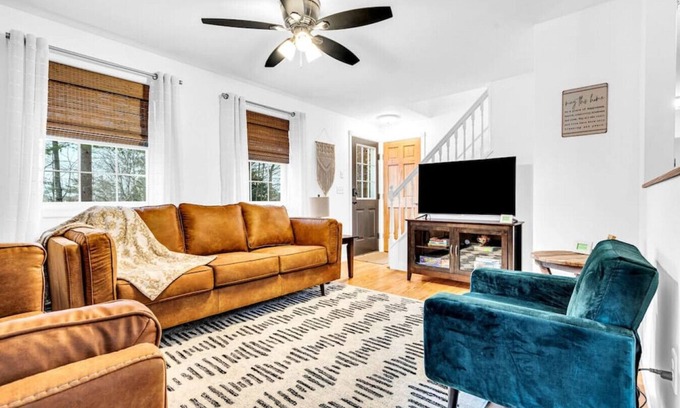 Bridgton House | Walk to Ski Mtn, Moose Pond & Hiking Trails! Media & Game Room! Fire Pit!
