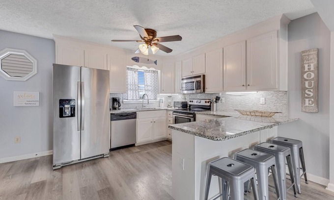 North Carolina Coast House | Walk to the Beach - Complex Pool - Coastal Charm - Great Escape