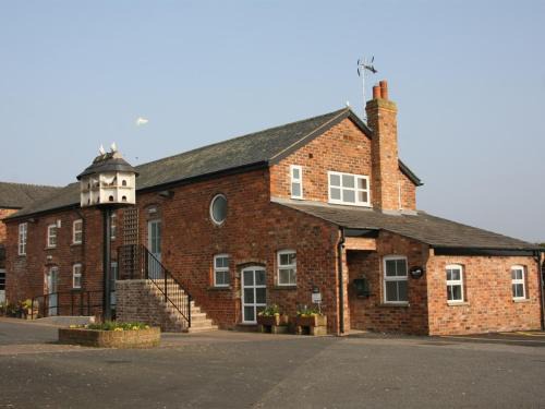 Acton Bridge House | Wall Hill Farm