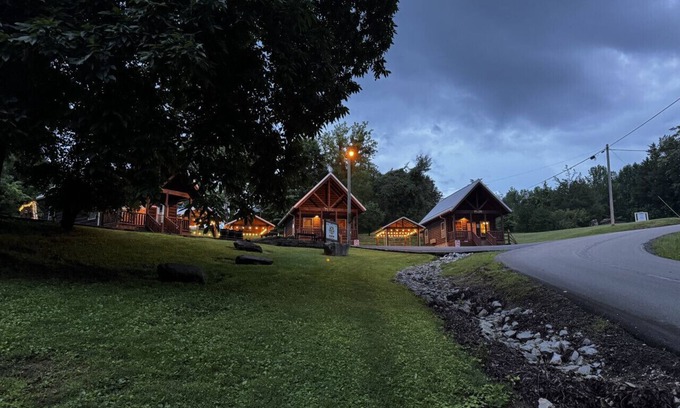 Byrdstown Cabin | Walleye Point Where Every Dog Has Its Dale Hollow Day Free Firewood Roku TV