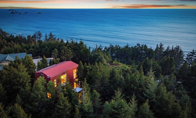 Port Orford House | Wander Port Orford