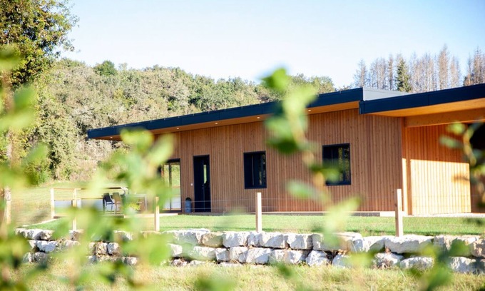 Saint-Germain-les-Paroisses House | Warm, contemporary wooden house: Le Lodge du Trappon ****