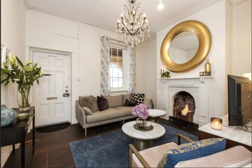 Fremantle Apartment | Warders Quarters Amazing Location Freo