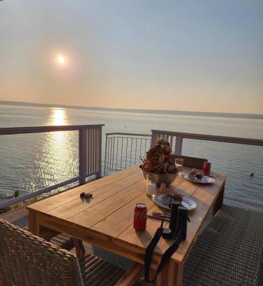 Warm Beach House | Warm Beach House Stanwood