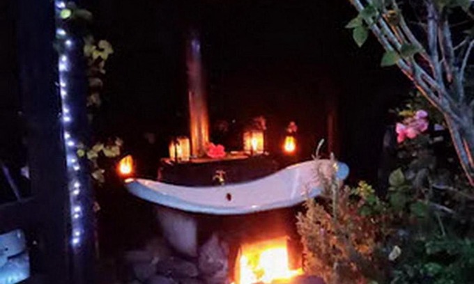 Aongatete Bed & Breakfast | Warm Earth Cottages