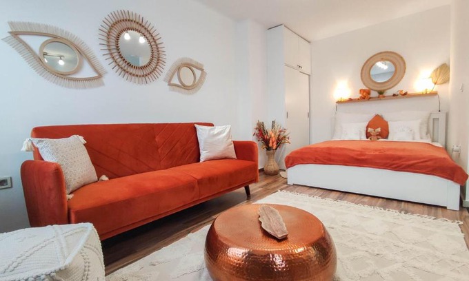 Szentimrevaros Apartment | Warm Family Snug