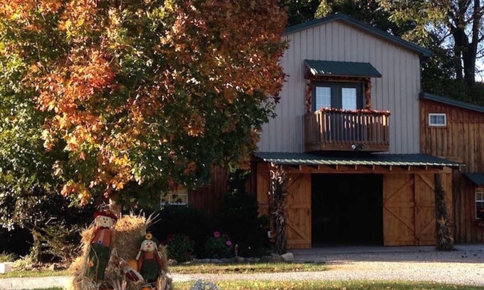 Johnson City Cabin | Watauga River Cabins Sycamore Cabin