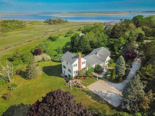 Barnstable House | Water Views & Private Tennis Court