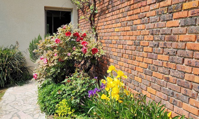 Vieux-Rouen-sur-Bresle Villa | Waterfront villa, barbecue, ideal for families