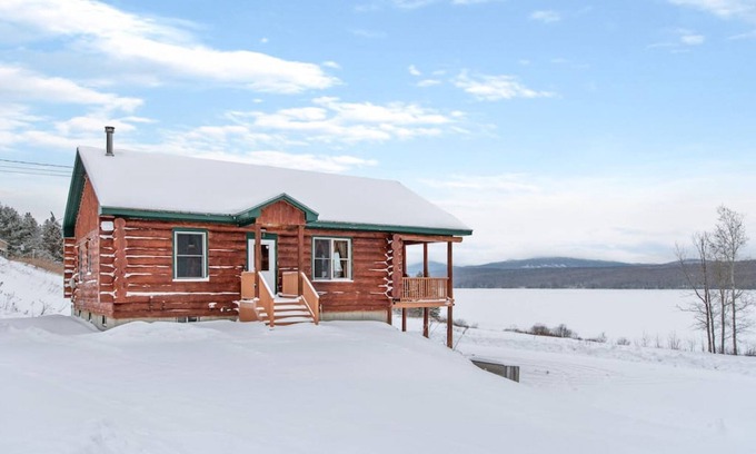 Pittsburg House | Waterfront 3BR Close ATV Access Trails
