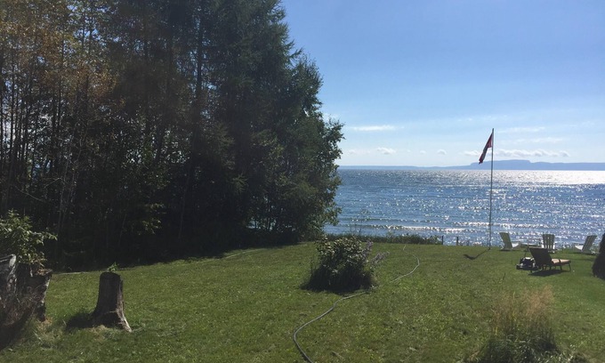 Shuniah Cottage | Waterfront cottage on Lake Superior