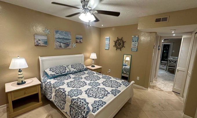 Port Arthur Apartment | Waterfront Cozy Condo