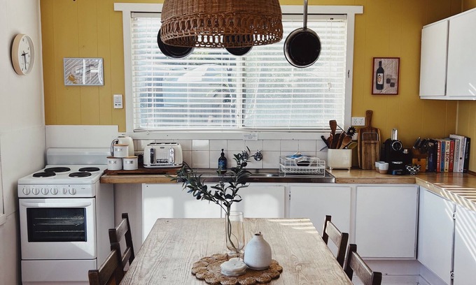 Lunawanna House | Waterfront Family Shack ‘Alkira’