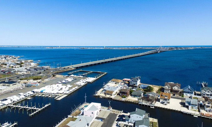 Ortley Beach House | Waterfront Lagoon Retreat – 2BR Home with Private Dock, Bring Your Boat & Skis!