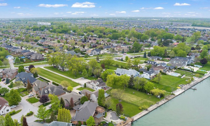 Woodslee House | Waterfront Retreat: 6BR Home, BBQ, Sleeps 10