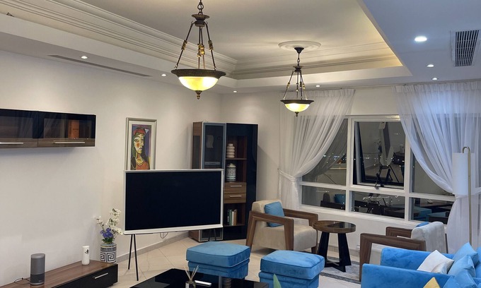 Al Majaz Apartment | WATERFRONT ROYAL 3BR APARTMENT - 5 MIN FROM BEACH
