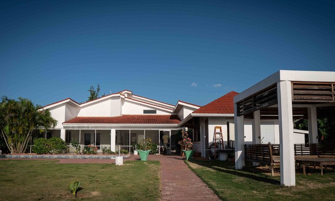 Belmont House | Waterfront Villa with Pool on Jamaica's South Coast