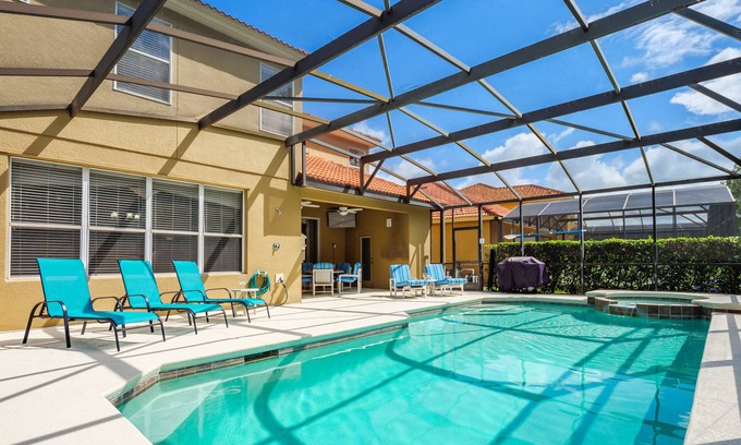 Watersong House | Watersong Heights, a Spacious 6 bedroom Villa on the Gated Watersong Resort
