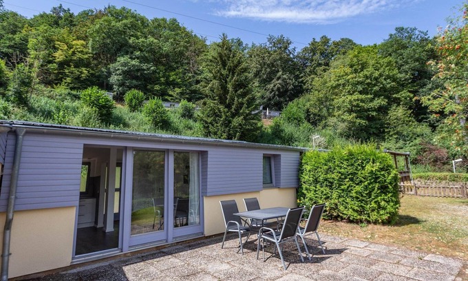 Waxweiler House | Waxweiler Green Hideaway