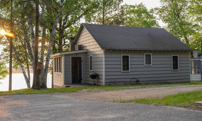 Hackensack Cabin | Webb Lake, Hackensack, Northern MN - 3 Bedroom, Sleeps 6 - Cabin #3 Blue Water