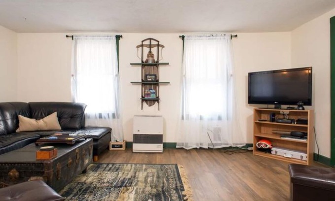 Franklin House | Webster Lake Getaway!