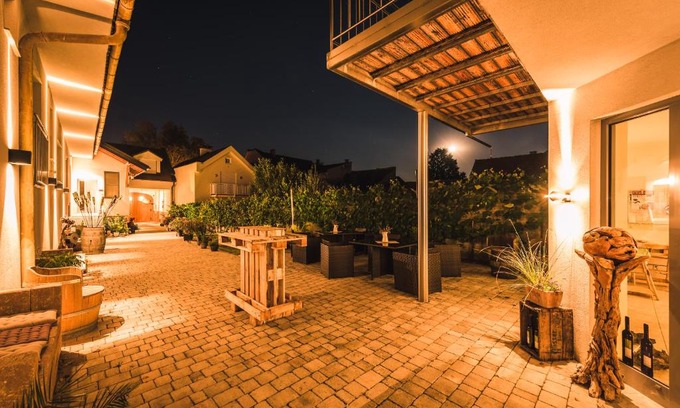 Jois House | Weingut Gästehaus D&D Haider
