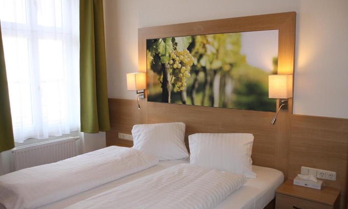 Poysdorf Hotel | Weinhotel Rieder