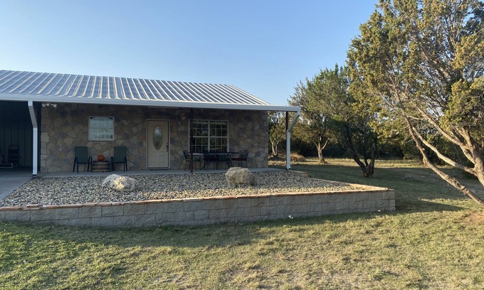 Christoval House | Welcome to DD's Country BnB-50acres-NR:Winery/Goodfellow,San Angelo,Pet Friendly