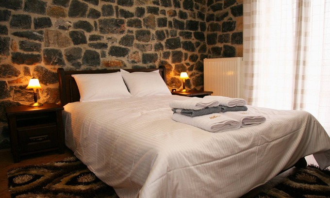 Vlachiana House | Welcome to Guesthouse Yades, Double Studio!