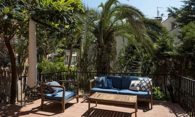 Rumeli Hisari House | Welcome to our lovely safe haven duplex home tucked away in our peaceful green patio