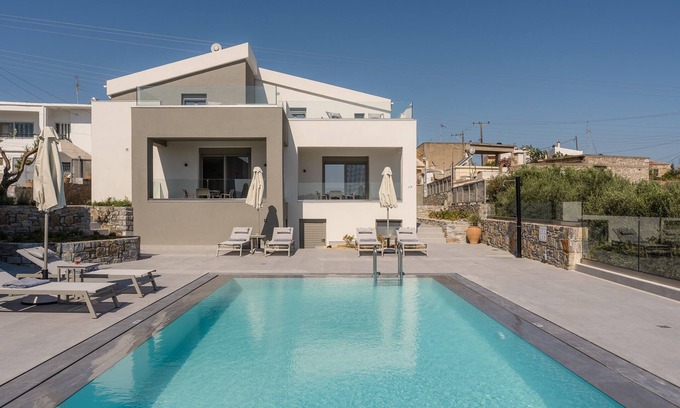 Episkopi Villa | Welcome to our new villa 'Green' with its magnificent view and natural beauty!